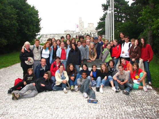 V rmci spolonho vletu na Bradlo sme sa pouili o gen. M.R.tefnikovi a jeho vznamnej lohe nielen v slovenskch, ale i franczskych dejinch
